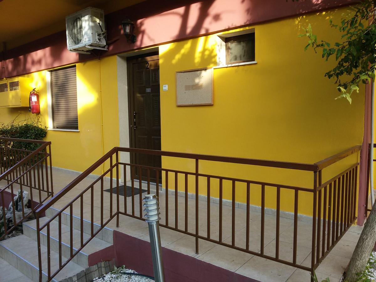 Villa Maria Apartments Полихроно Экстерьер фото